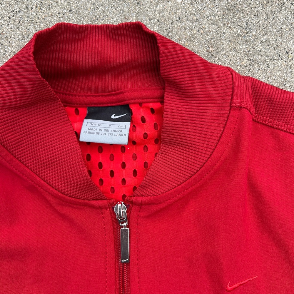 Red Nike Zip-Up Jacket Women Size Small - Picture 4 of 9